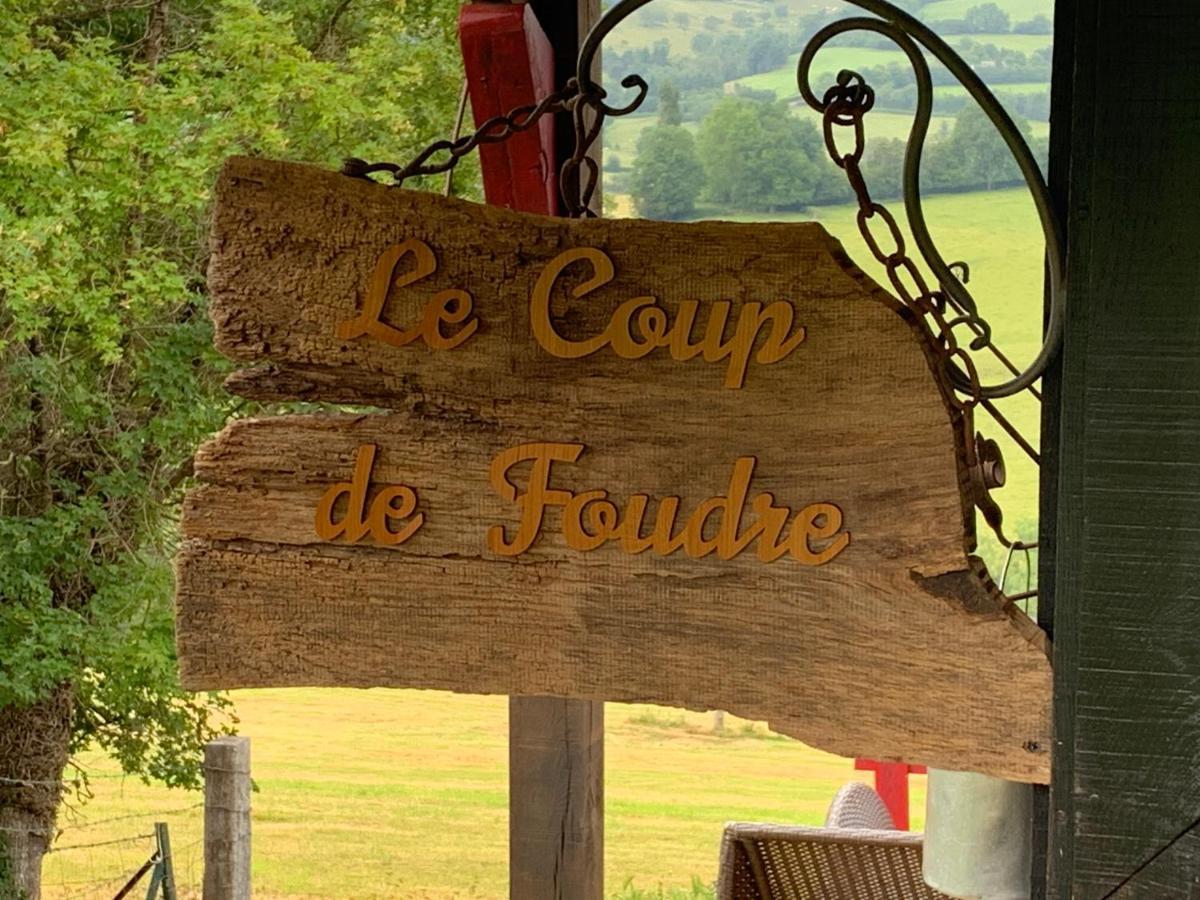 Gite Insolite "Le Coup De Foudre" Sa Vue Panoramique Vimoutiers Kültér fotó